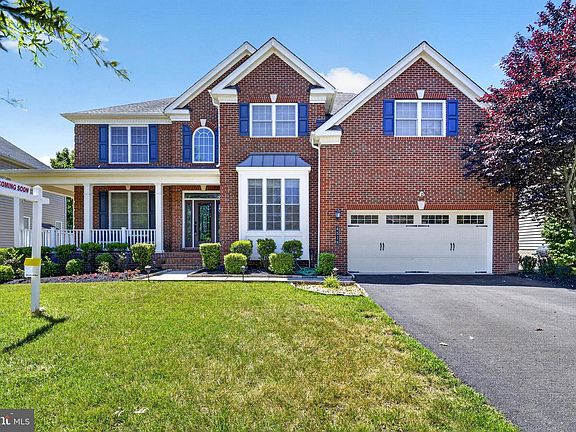 2nd image of 4518 Bridle Ridge Rd
