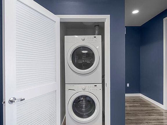 3rd image of 11002 Hammerly Blvd APT 73