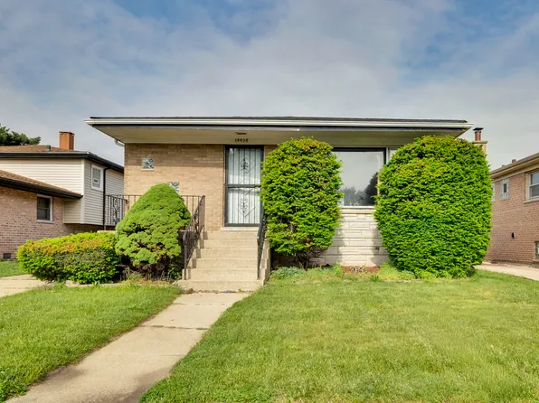 14424 Dante Ave, Dolton, IL 60419