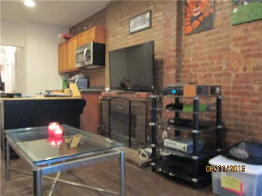 Rented by Triumph Property Group | media 7