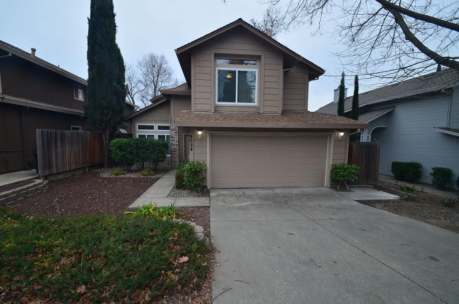4024 Diane Dr photo 1