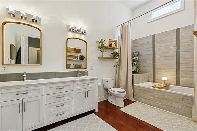 2508 Marengo St — Photo 16