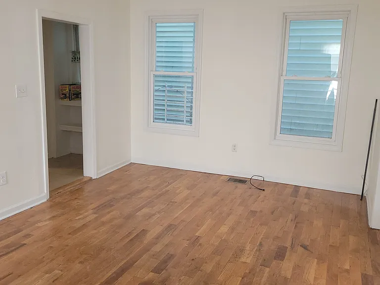 654 S 19th St #1 — Photo 2