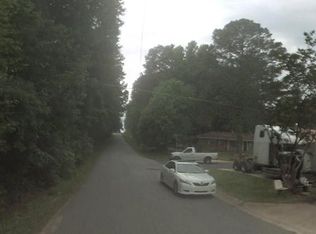 1272 Crystal Lake Rd, Atlanta, GA 30349