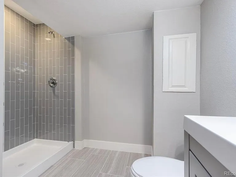 2505 Spring Hill Ct — Photo 26