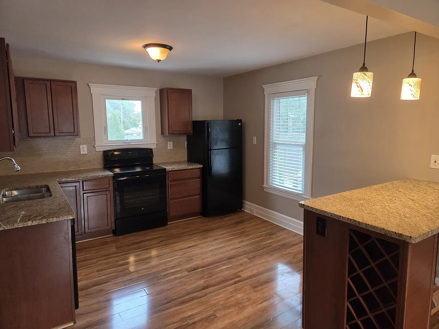 2 bed, $1,750 — Photo 2