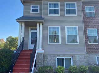 2161 Schoolmaster Dr, Chaska, MN 55318