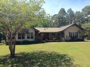 5629 Millhouse Rd, Gulf Shores, AL 36542