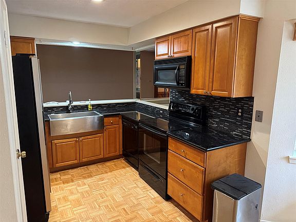 5th image of 4235 Brandemere Way St