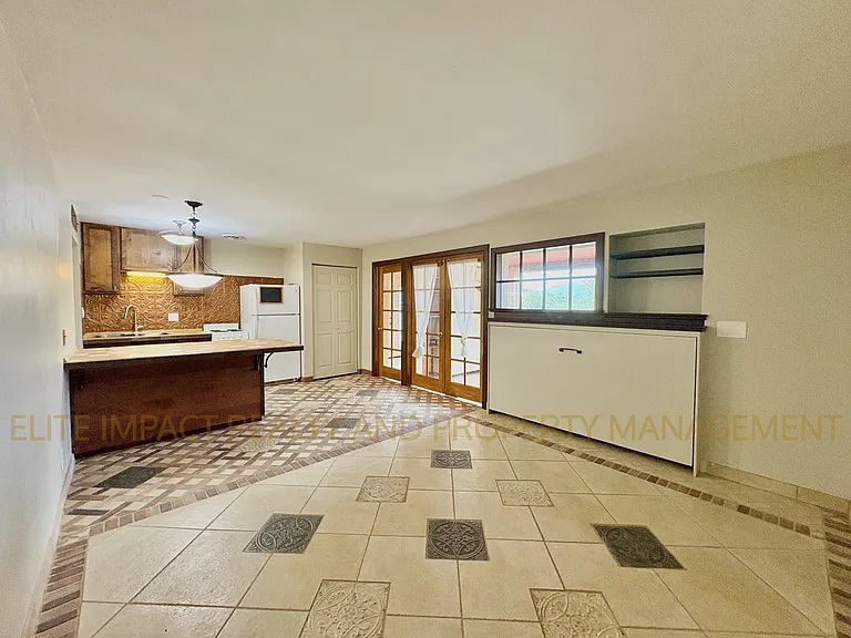 2819 N Woodland Ave #2 — Photo 7
