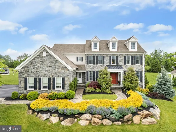 303 Greenbank Ln, Newtown Square, PA 19073