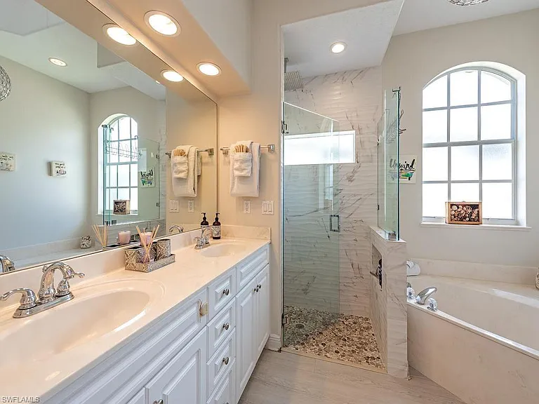 8098 Tauren Ct — Photo 8