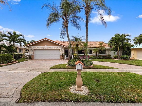 3rd image of 5207 SW 120th Avenue