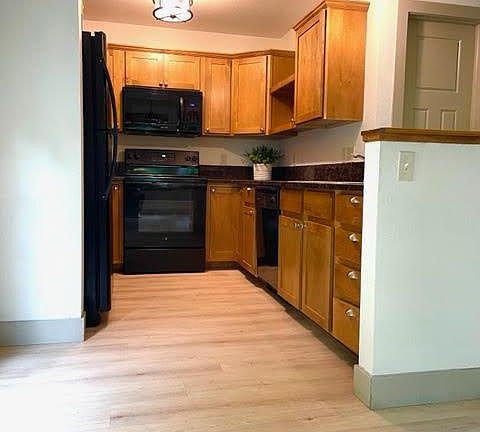 Beautiful cabinets and new lighting.