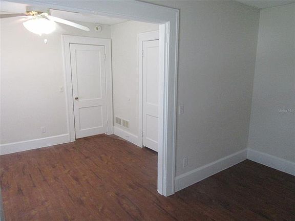 3rd image of 2445 2nd Ave N APT 4