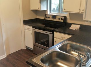 6814 Holcomb Ave, Urbandale, IA 50322