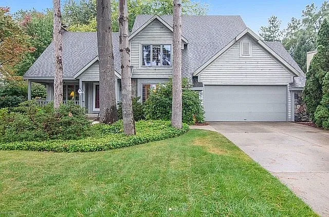 1774 Plateau Dr SW photo 1