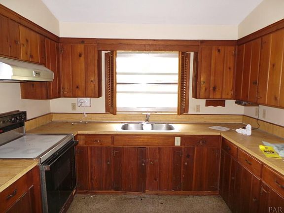 4th image of 3710 Dunwoody Dr