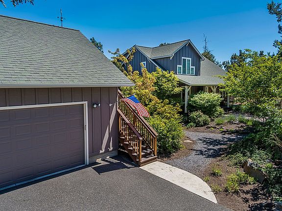 3rd image of 21115 Scottsdale Dr