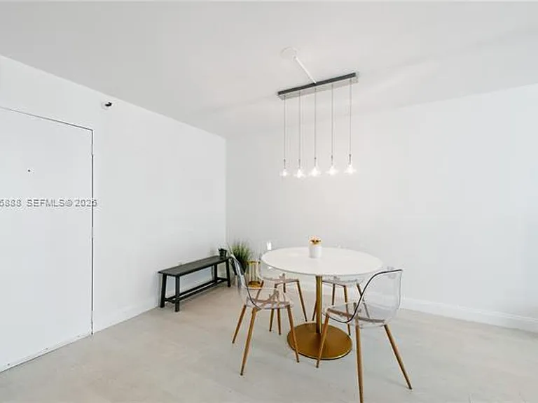 1621 Collins Avenue Cu #908 — Photo 23