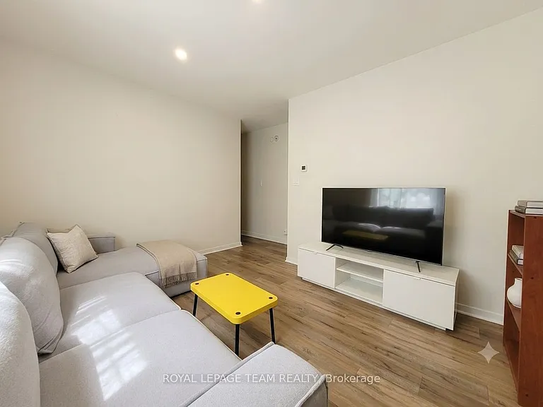 14 Poplar St #1 — Photo 10