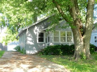 3621 E 8th St, Des Moines, IA 50316