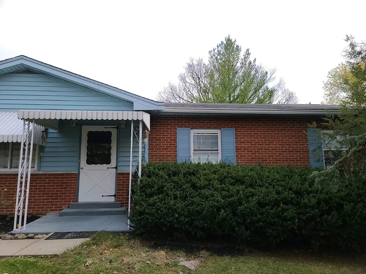 747 Janet Dr photo 1