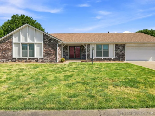 10009 E 40th St, Tulsa, OK 74146