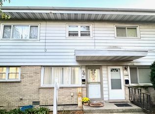 1582 Pennsylvania Ave, Des Plaines, IL 60018