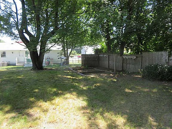 3rd image of 88 West St