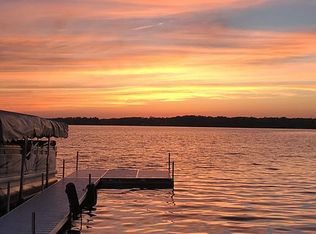 7104 N Chicago Rd, New Carlisle, IN 46552