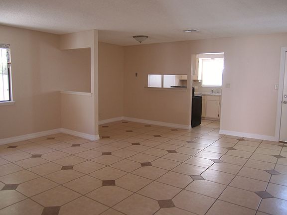 3rd image of 49 Glenbrook Dr #B