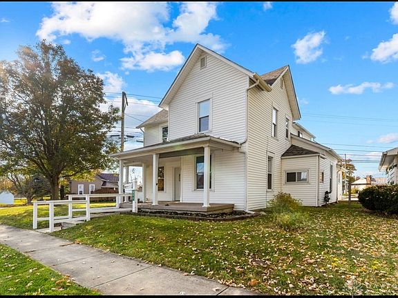 3rd image of 54 S Clay St