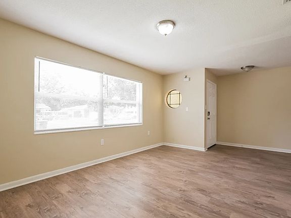 2nd image of 5911 Tavendale Dr