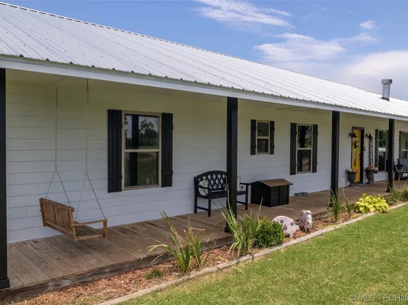 4948 Meadow Rd, Davis, OK 73030