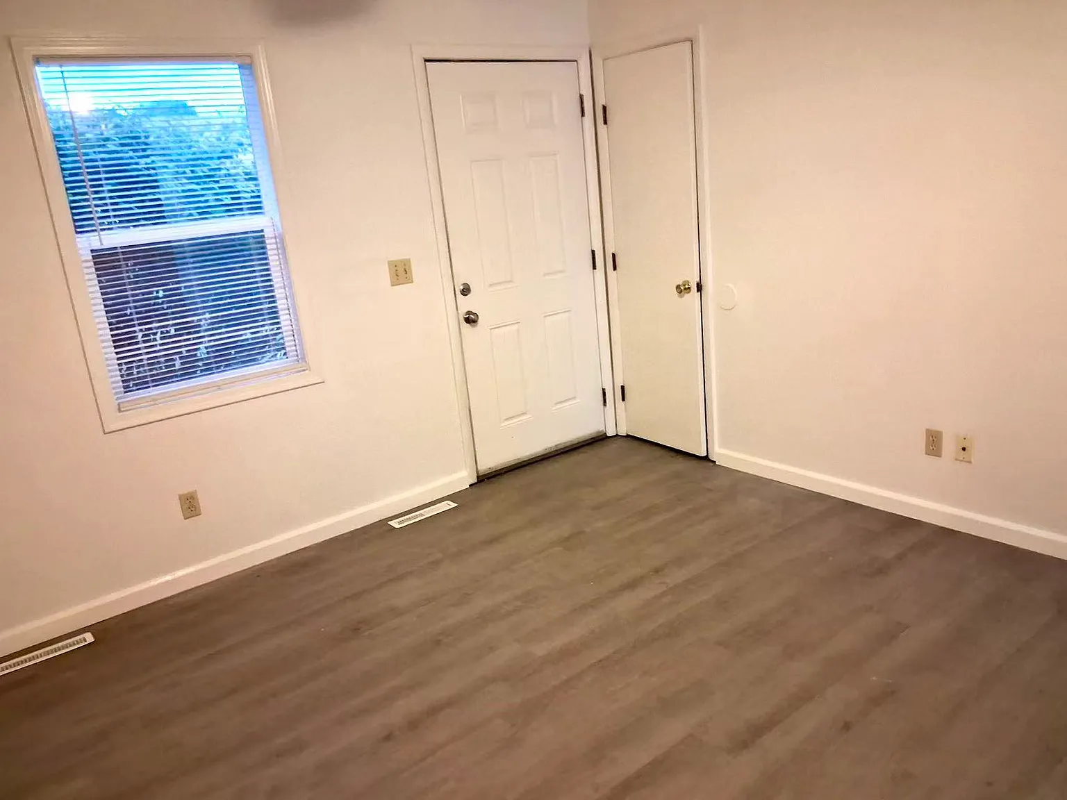 2 bed, 800 sqft, $850 — Photo 4