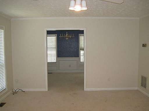 4th image of 455 River Overlook Dr