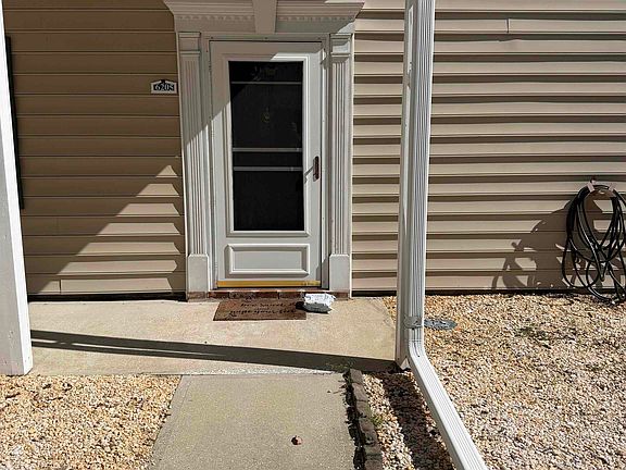 3rd image of 6205 Sweetwater Blvd. #6206