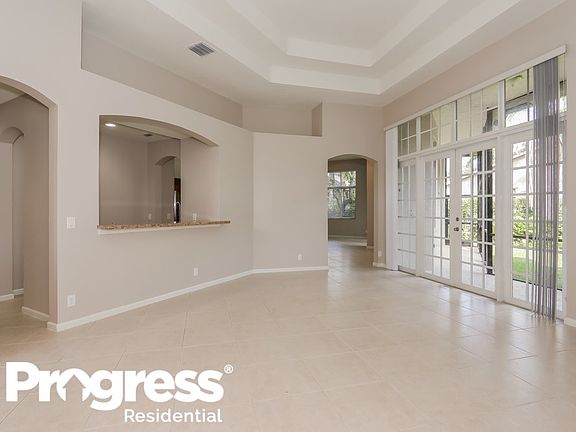 4th image of 2560 Jardin Dr