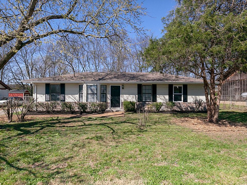 1st image of 3557 Chesapeake Dr
