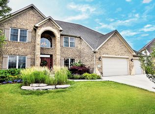 705 S Sara Ct, Dunlap, IL 61525