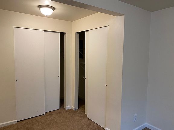 5th image of 12319 35th Ave NE #19B