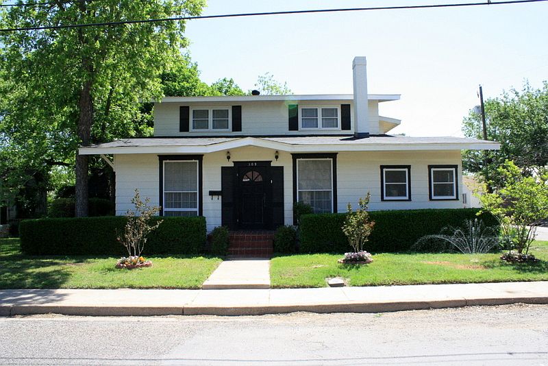 1st image of 309 S 14th St