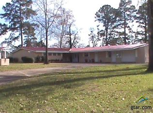 912 E 5th St, Rusk, TX 75785