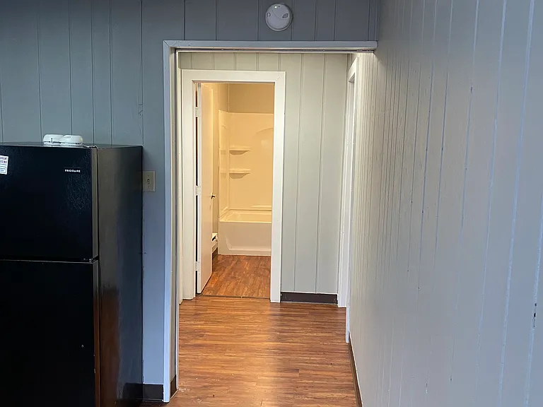 303 Glen Ave #2 — Photo 5