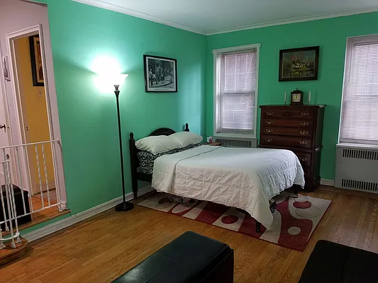 Sold by Benjamin Realty Since 1980 | media 15