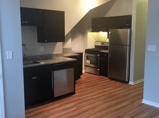 1708 W 17th St #1F, Chicago, IL 60608