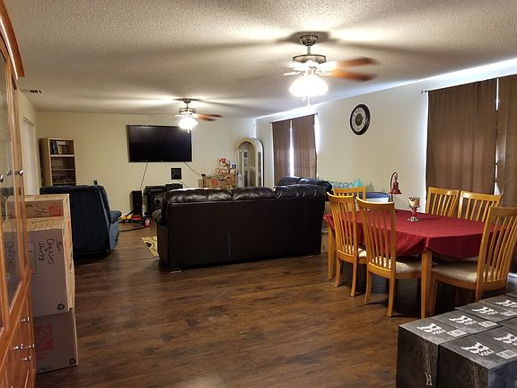 2nd image of 306 Rosewood Dr