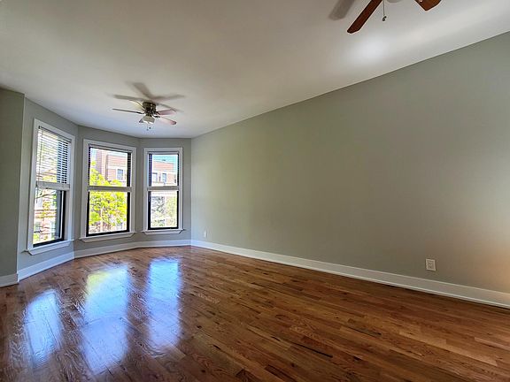 5th image of 645 W Oakdale Ave #1BT