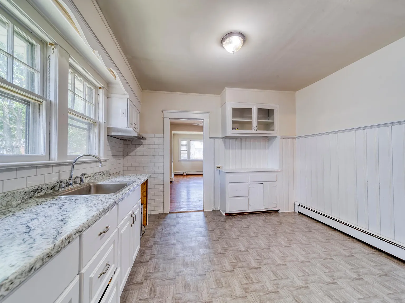 3 bed, 1417 sqft, $3,300 — Photo 4